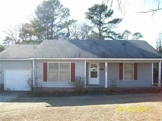 5212 Blanchette St, Hope Mills, NC 28348