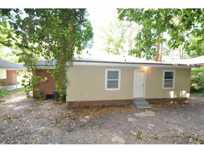 2084 Snow Road, Atlanta, GA 30311