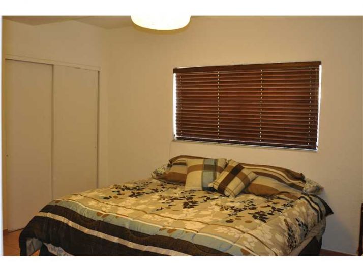 8600 SW 67 AV # 902, Miami, FL 33143