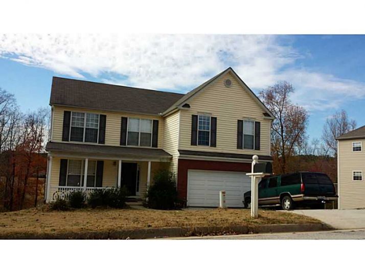 5202 Katherine Village Drive, Ellenwood, GA 30294