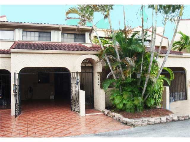 3704 ESTEPONA AV # 16S1, Miami, FL 33178