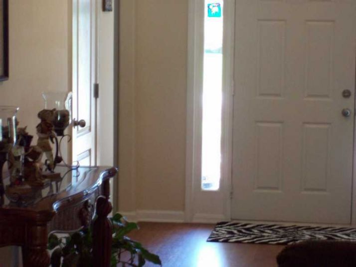 2512 Marixa Drive, Statham, GA 30666