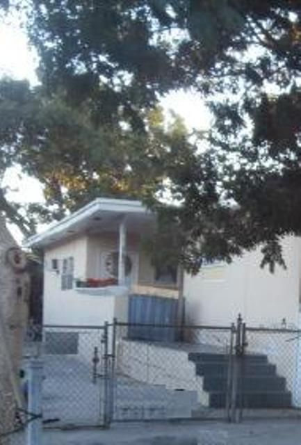 1034 Nw 37th St, Miami, FL 33127