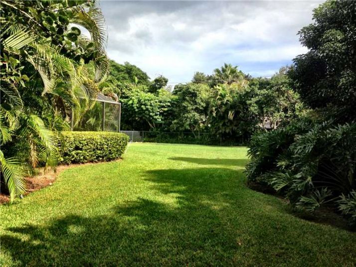 9890 SW 138 ST, Miami, FL 33176