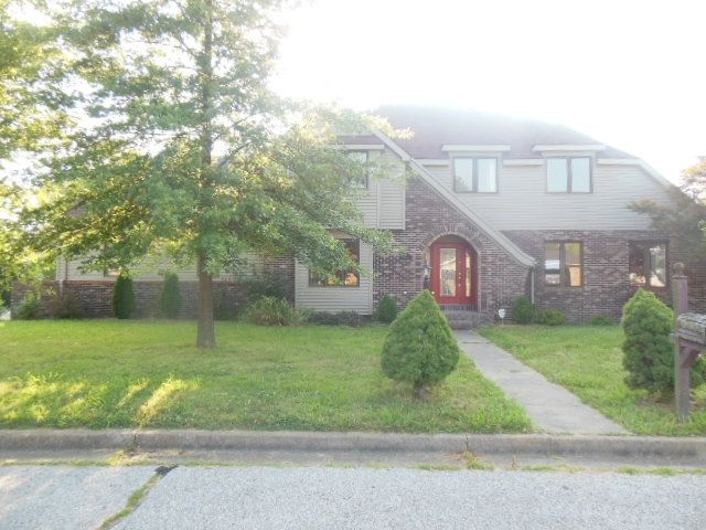1110 Pinehurst Dr, Mount Vernon, IN 47620