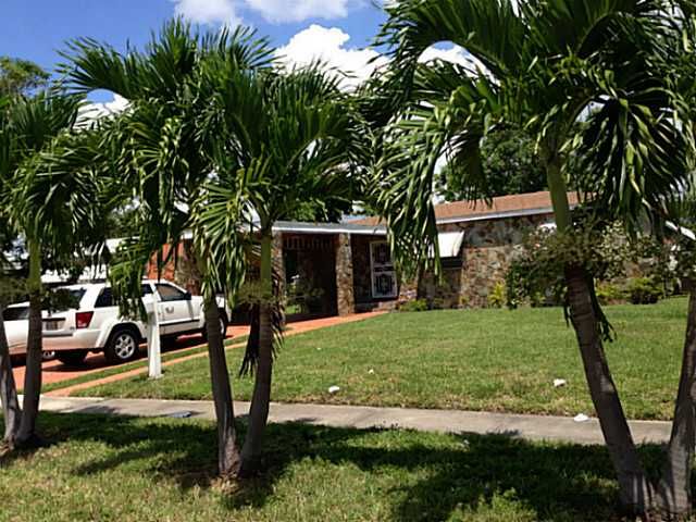 285 NW 128 ST, Miami, FL 33168