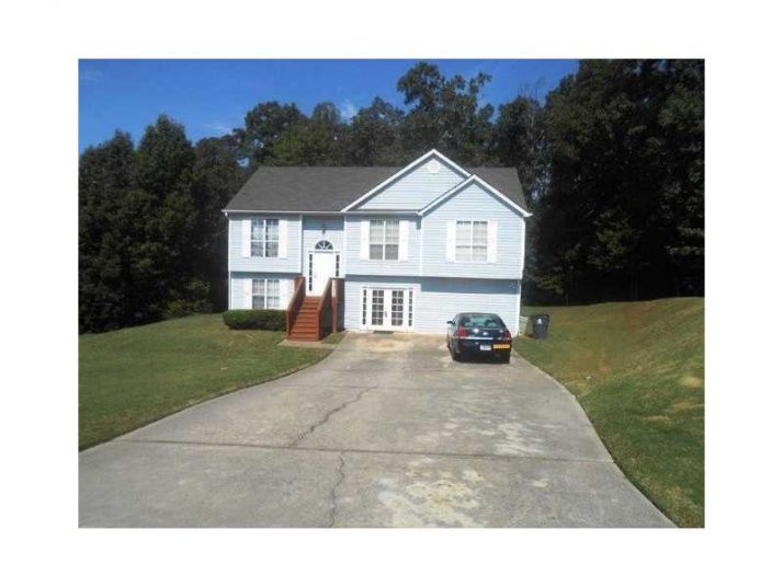 3037 Noahs Lane, Ellenwood, GA 30294