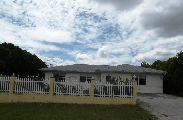 320 Granada Drive, North Port, FL 34287