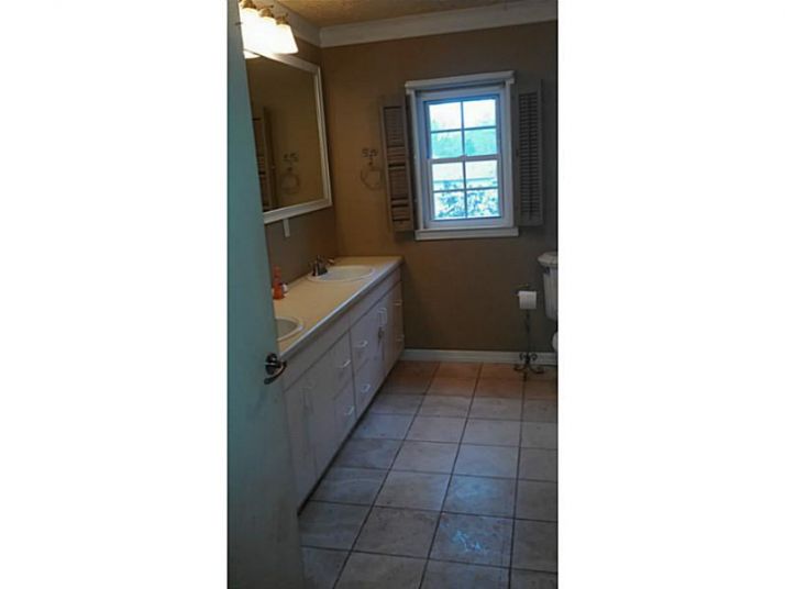 137 Love Street, Austell, GA 30168