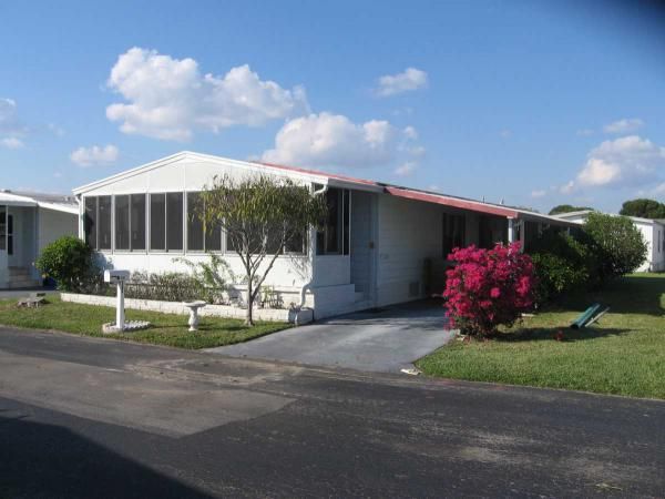 6711 NW 28TH AVE. #809, Pompano Beach, FL 33063