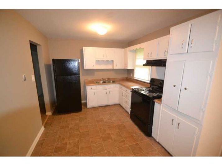4806 Ridgewood Drive, Forest Park, GA 30297