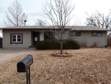 1016 Fairfield Ave, Newton, KS 67114