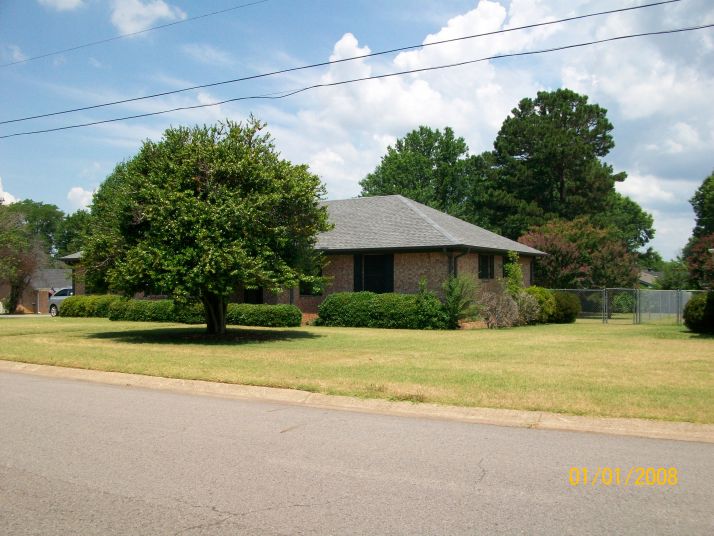 112 S. Circle Dr., Clarksville, AR 72830