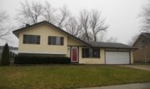 976 Camelot Dr Crystal Lake, IL 60014
