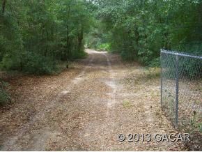 5029 SE 55th Avenue, Trenton, FL 32693