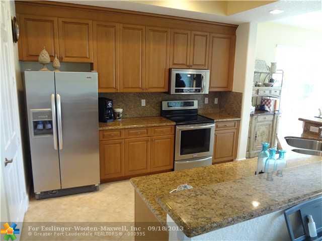 8274 NW 127TH LN # 28A, Pompano Beach, FL 33076