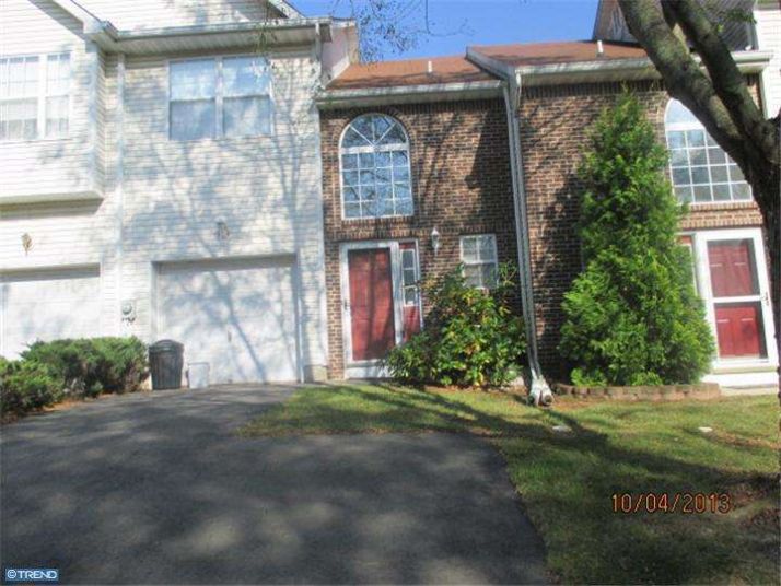 814 Lilly Ln, Trenton, NJ 08638