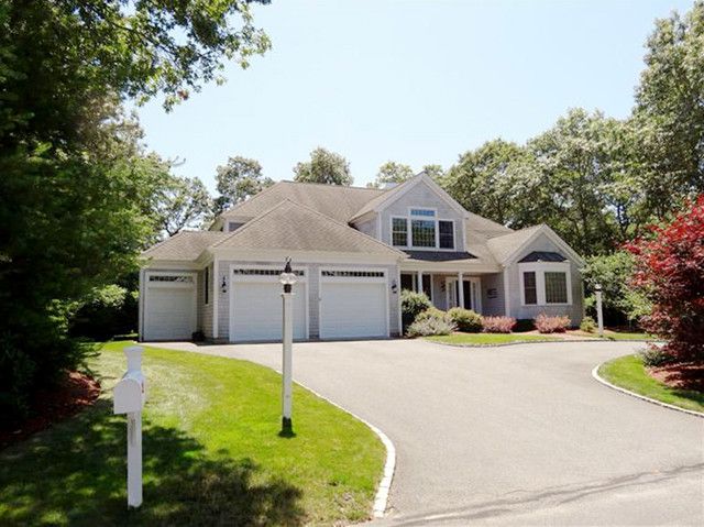 5 Tamarack Ln, Sandwich, MA 02563