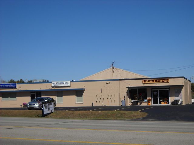 8132 W Main St, Kalamazoo, MI 49009