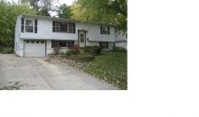 204 Greenbriar Ln Streamwood, IL 60107