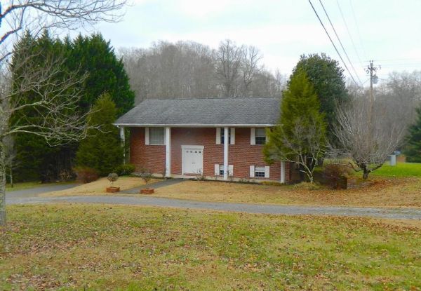 309 Strader Road, Powell, TN 37849