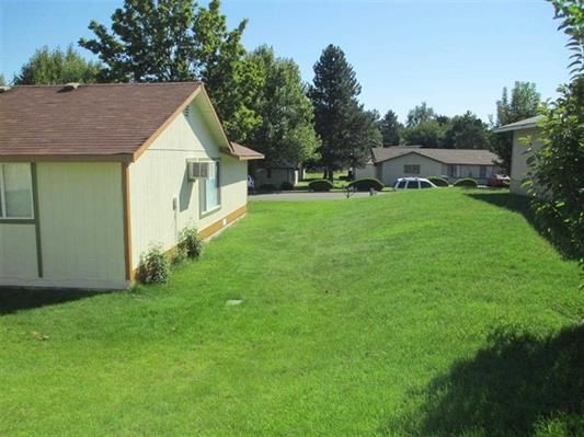 3704 W 6th Ave., Kennewick, WA 99336
