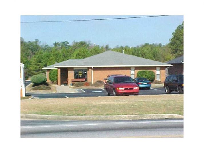 8677 Hospital Drive, Douglasville, GA 30134