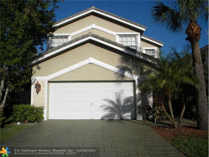 7600 NW 70TH AVE, Pompano Beach, FL 33067