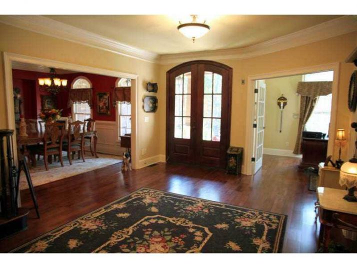 2145 E Maddox Road, Buford, GA 30519