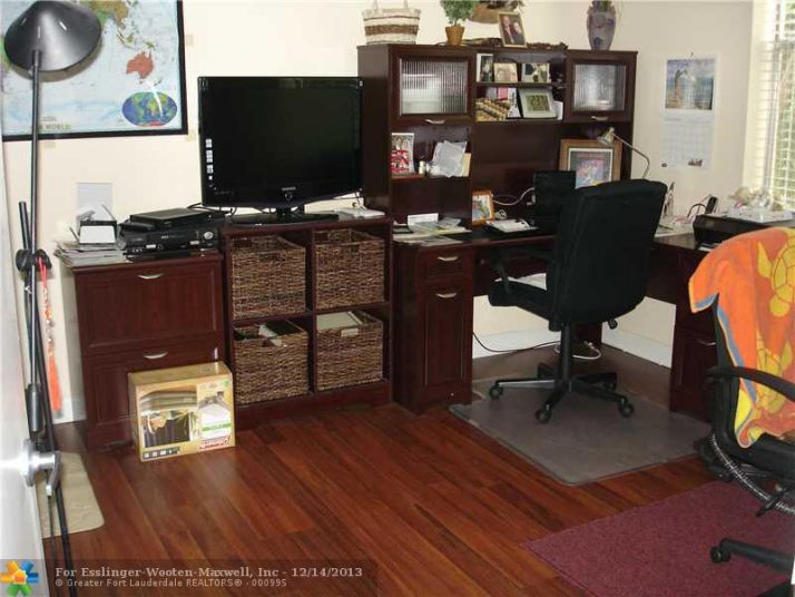7591 NW 1st St # 301, Pompano Beach, FL 33063