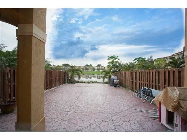 949 SW 154 CT # 949, Miami, FL 33194