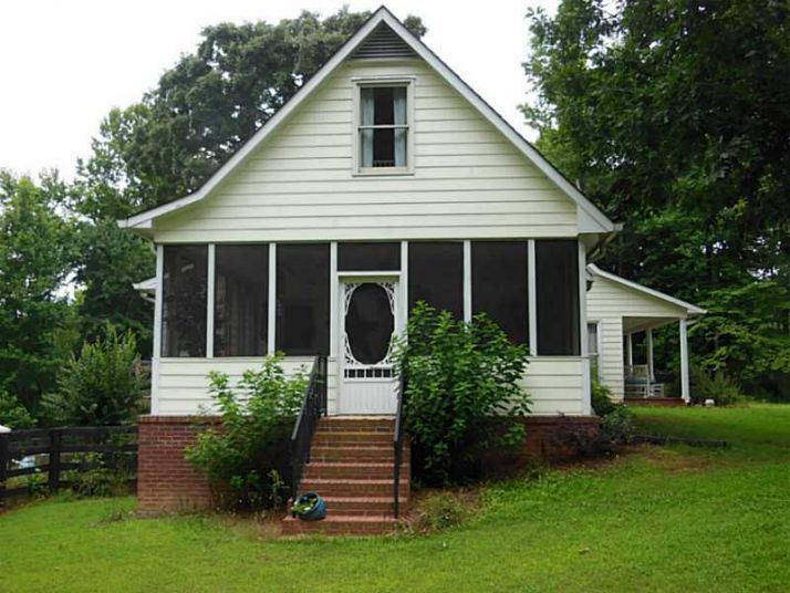 297 Henderson Lake Drive, Canton, GA 30115