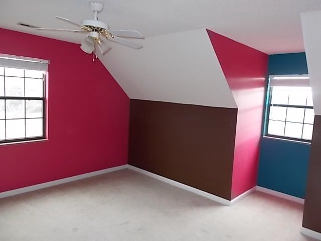 160 Redbud Ct, Lenoir City, TN 37771