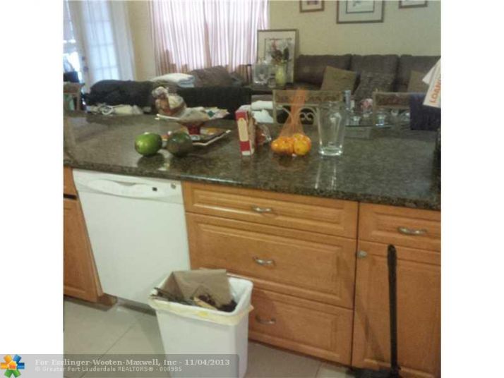 1200 NW 69TH WAY, Hollywood, FL 33024