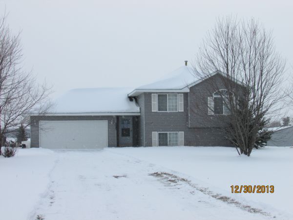 2095 Cook Dr, Somerset, WI 54025