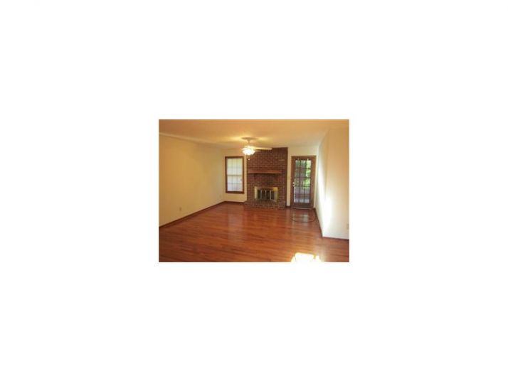 7391 Fernwood Drive, Riverdale, GA 30296