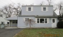 10 Pinetree Dr Parlin, NJ 08859