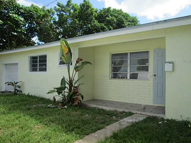 14301 NW 16 CT, Miami, FL 33167