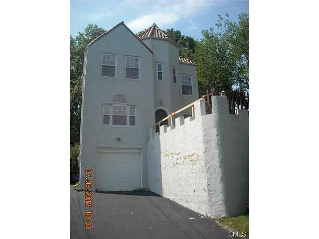 Lockwood, Norwalk, CT 06851