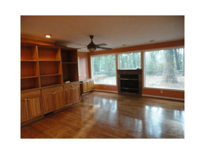 350 Kramer Street, Carrollton, GA 30117