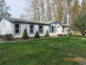 438 W Axton Rd, Bellingham, WA 98226