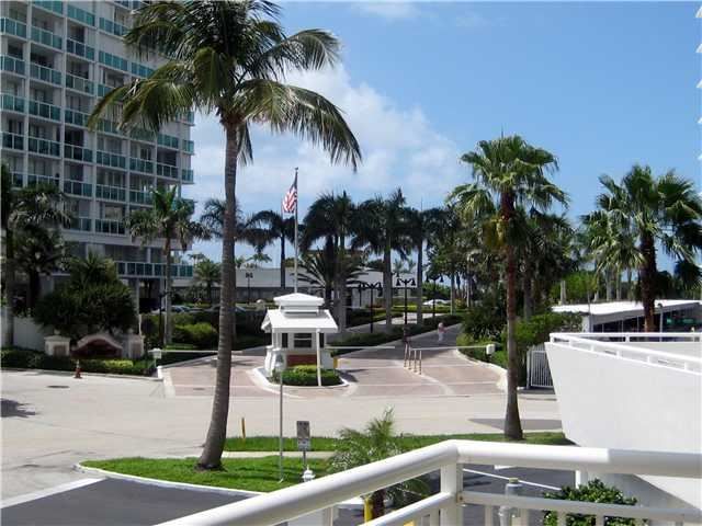 1920 S Ocean Dr #201, Fort Lauderdale, FL 33316