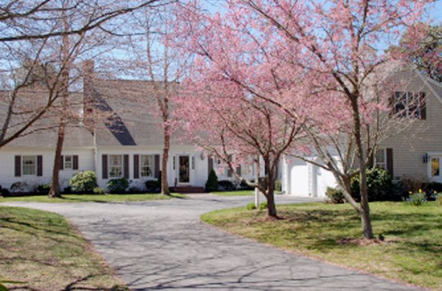 16 Surrey Lane, East Dennis, MA 02641