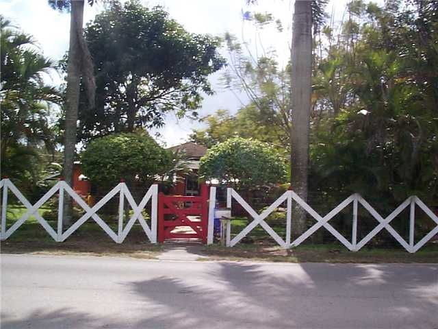 15850 SW 232 ST, Miami, FL 33170