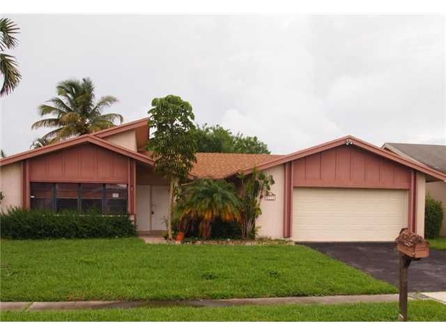 9711 NW 33RD ST, Fort Lauderdale, FL 33351