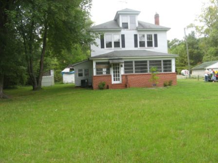 202 Bellevue Rd, Susan, VA 23163