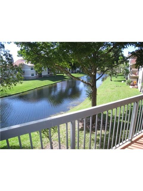 9918 NOB HILL LN # 9918, Fort Lauderdale, FL 33351