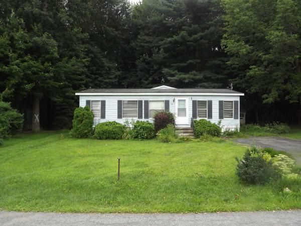 35 Lakeside Drive, Ballston Spa, NY 12020