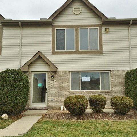 29407 Maurice Ct, New Baltimore, MI 48047