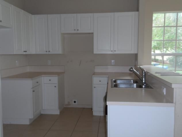 3255 NW 32nd Terr, Fort Lauderdale, FL 33309